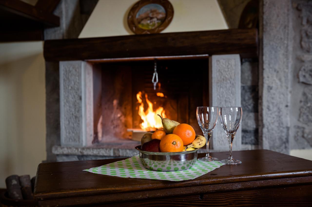 Bed and Breakfast Ca' Baetti L'Antico Borgo Roncola Exterior foto