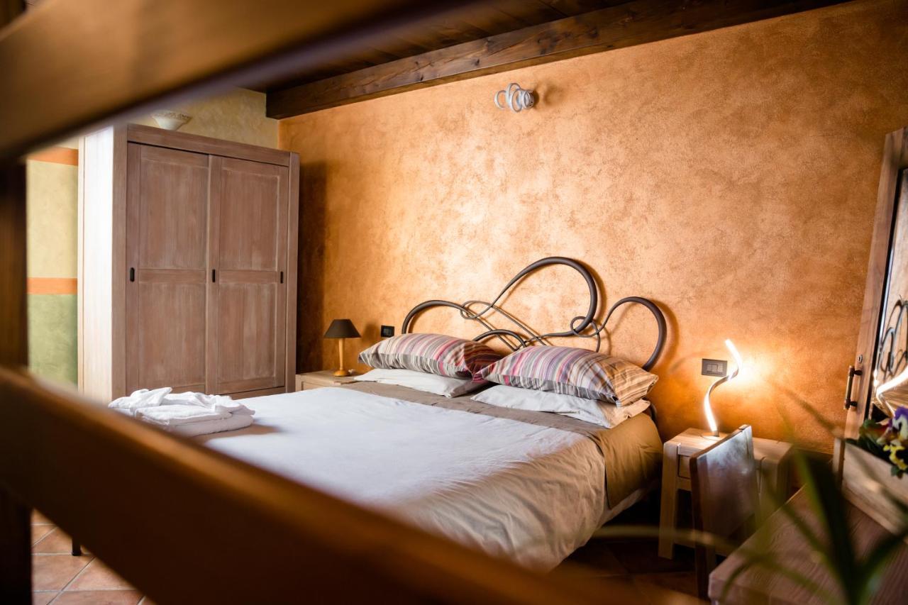 Bed and Breakfast Ca' Baetti L'Antico Borgo Roncola Exterior foto