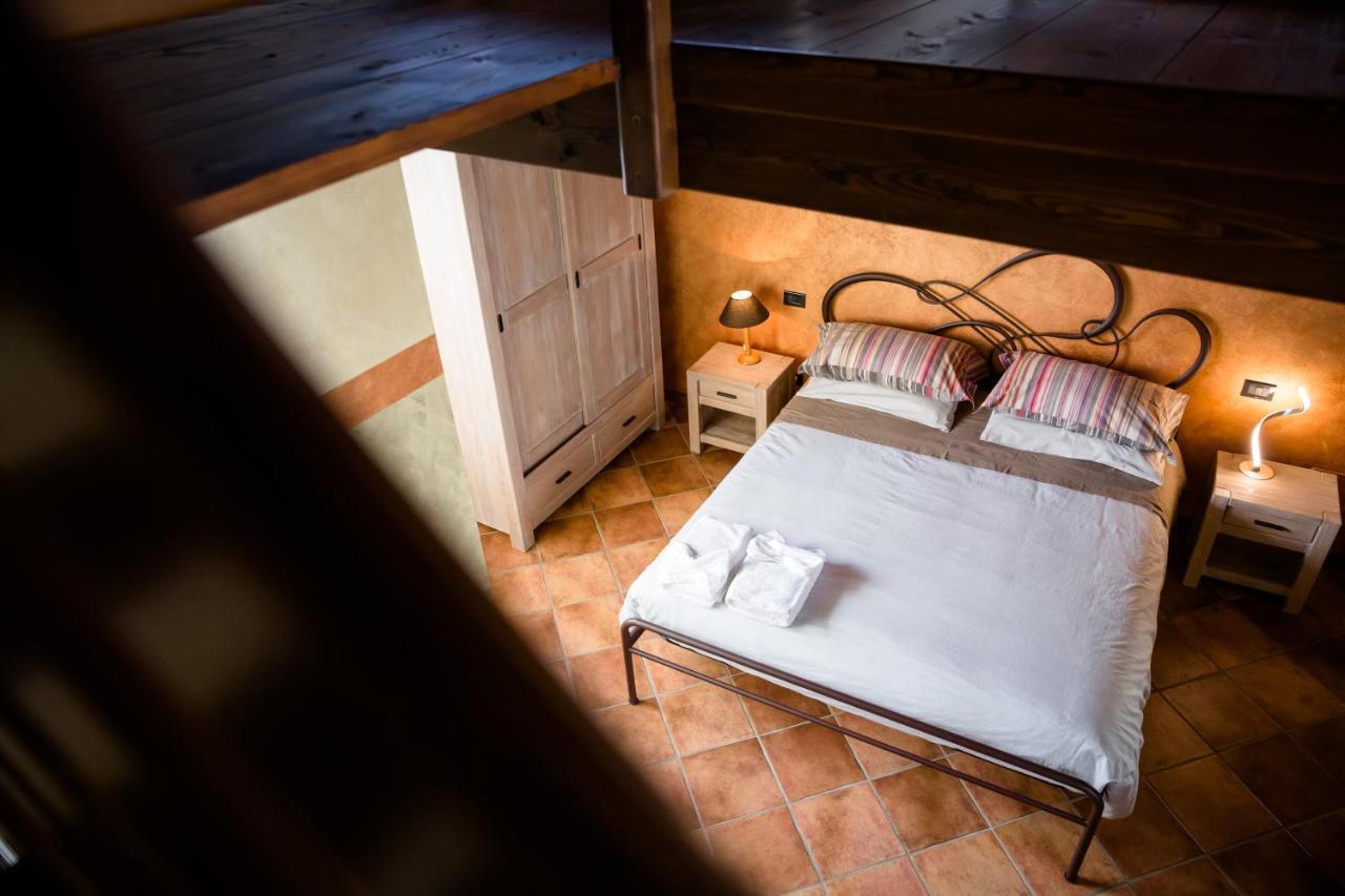 Bed and Breakfast Ca' Baetti L'Antico Borgo Roncola Exterior foto